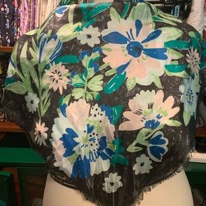 Kate spade large silk scarf floral black/white